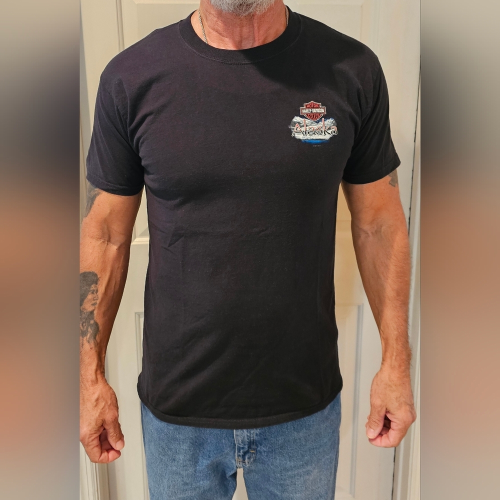 Harley-Davidson T-Shirt in M. From Alaska.